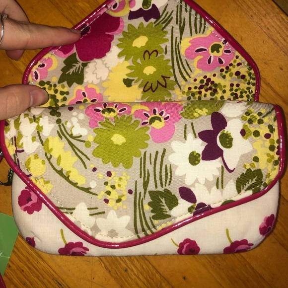 Vera Bradley Flapper Wristlet - Picture 3 of 7